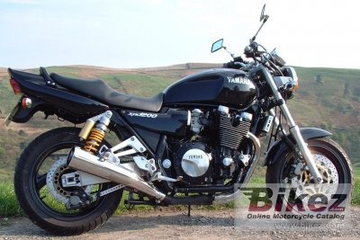 1997 Yamaha XJR 1200 photo